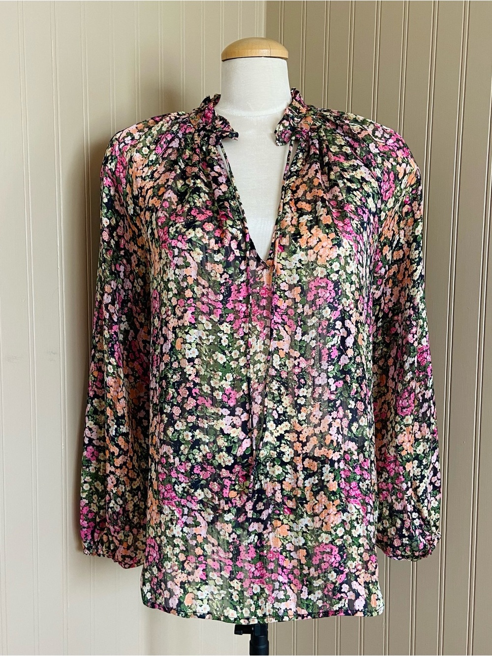 H&M Black Floral Pattern Sheer Chiffon Oversized Blouse Women’s Medium